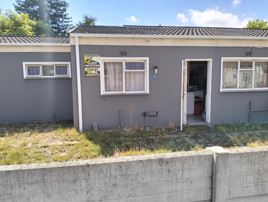3 Bedroom Property for Sale in Groenvallei Western Cape